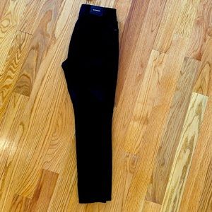 Size 4, regular, curvy fit, high rise, Express black skinny jeans. NWT.
